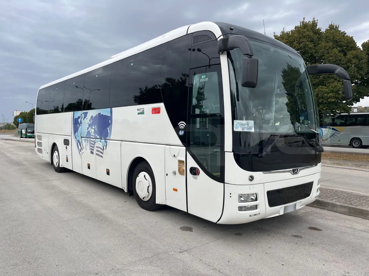 Man Lion's Coach - Turistbuss: bilde 1 Man Lion's Coach - Turistbuss: bilde 1