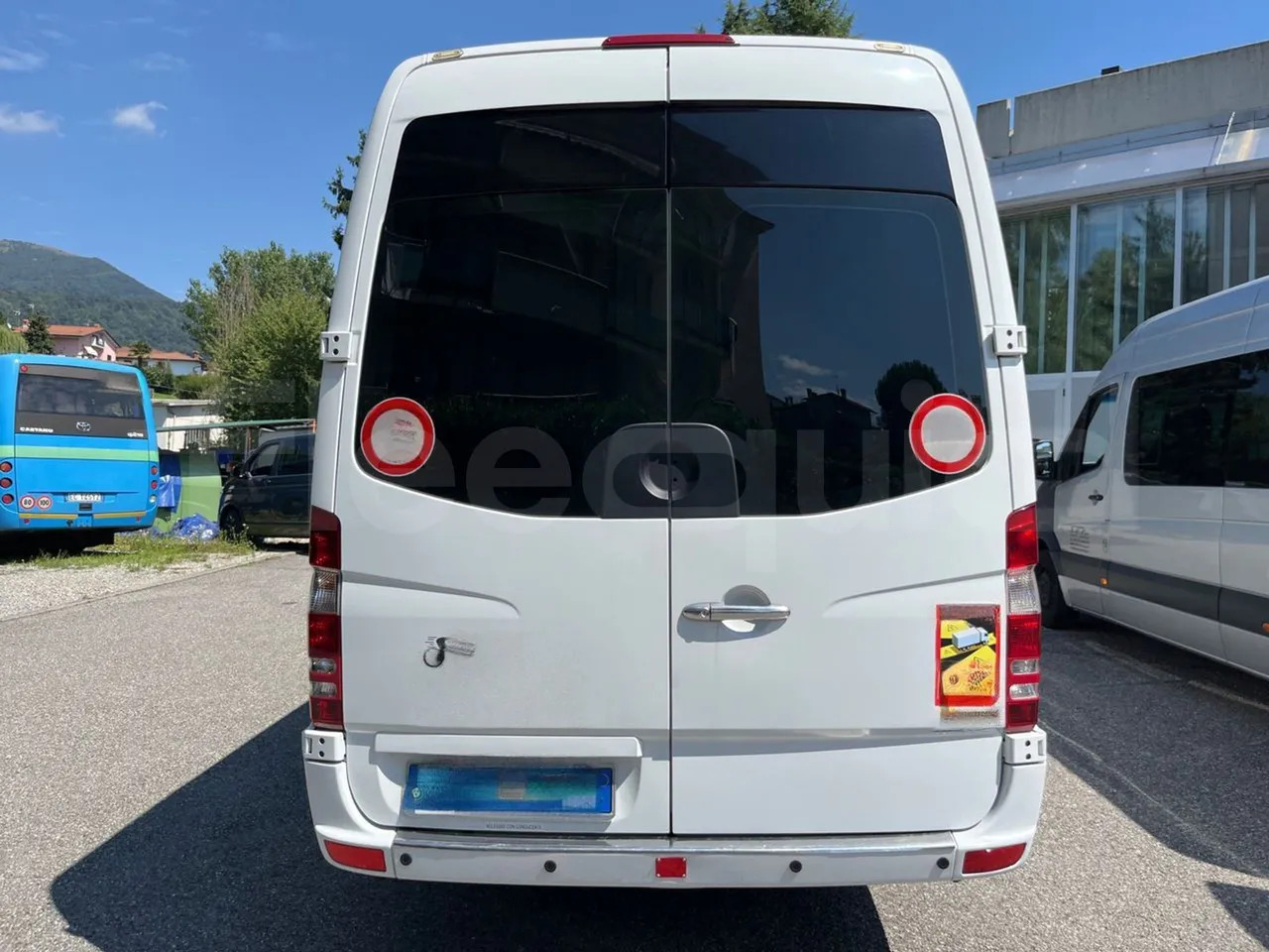 Mercedes-Benz Sprinter - Forstadsbus: bilde 5 Mercedes-Benz Sprinter - Forstadsbus: bilde 5
