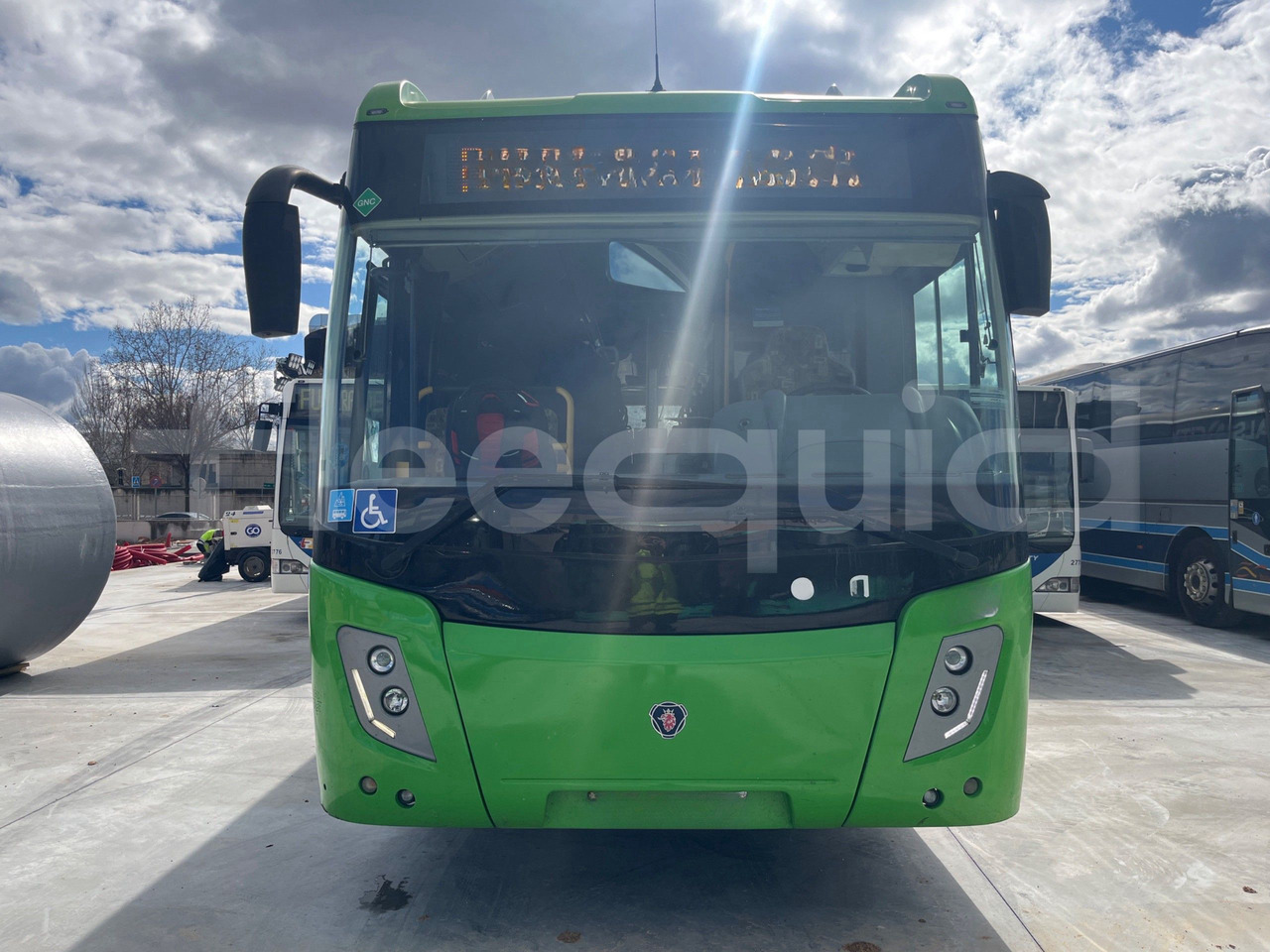 Scania Magnus - Forstadsbus: bilde 2 Scania Magnus - Forstadsbus: bilde 2