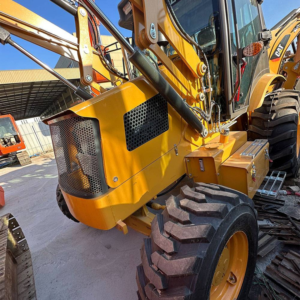CATERPILLAR 420F - Traktorgraver: bilde 1 CATERPILLAR 420F - Traktorgraver: bilde 1