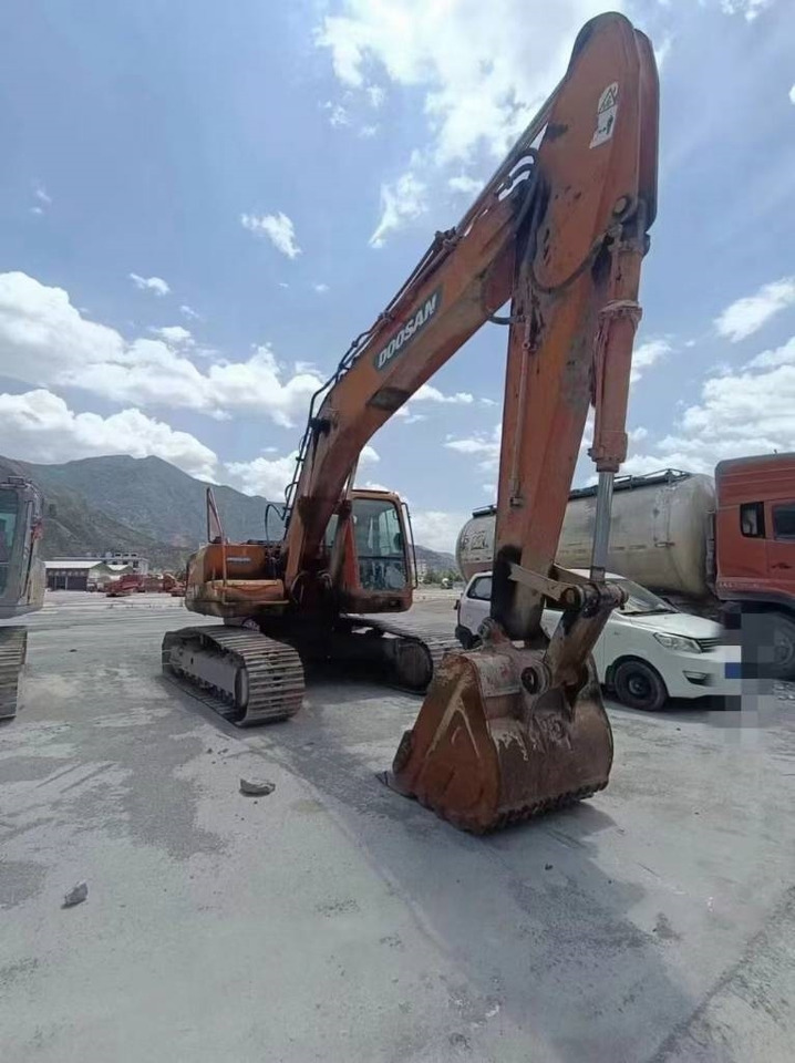 Doosan DX 225 DH225LC-9 - Beltegraver: bilde 2 Doosan DX 225 DH225LC-9 - Beltegraver: bilde 2
