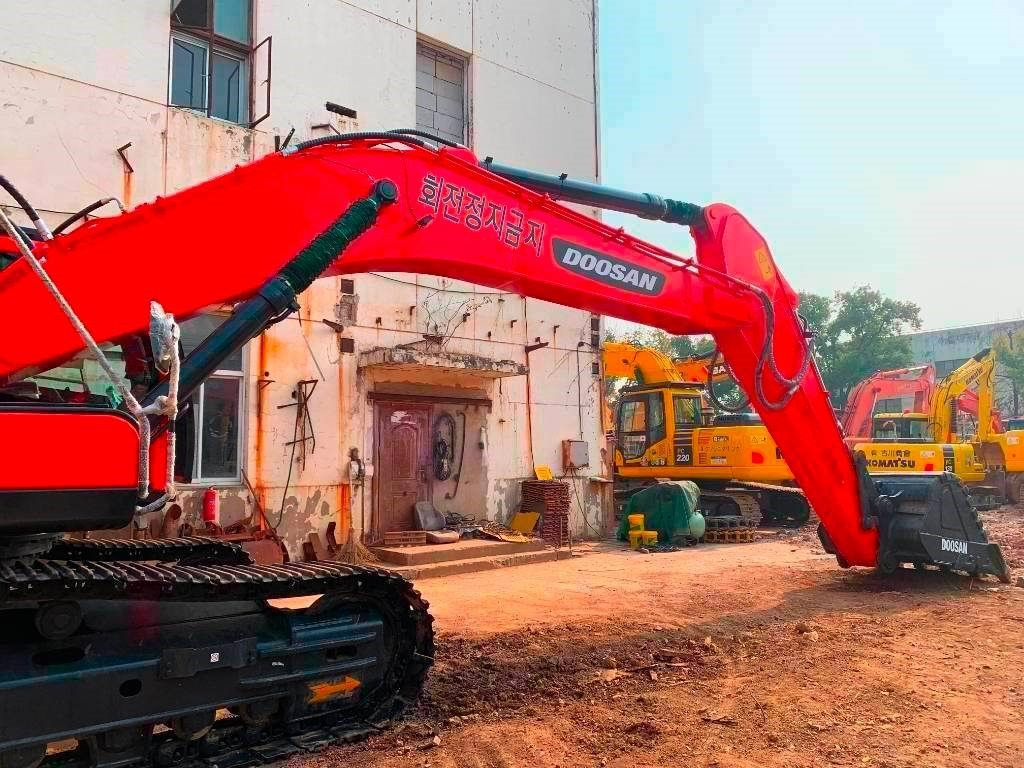 Doosan DX 340 LCA - Beltegraver: bilde 2 Doosan DX 340 LCA - Beltegraver: bilde 2