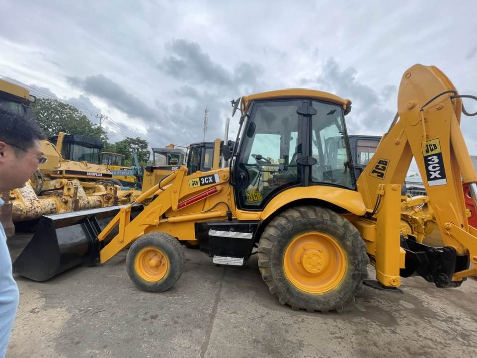 JCB 3Cx - Traktorgraver: bilde 1 JCB 3Cx - Traktorgraver: bilde 1