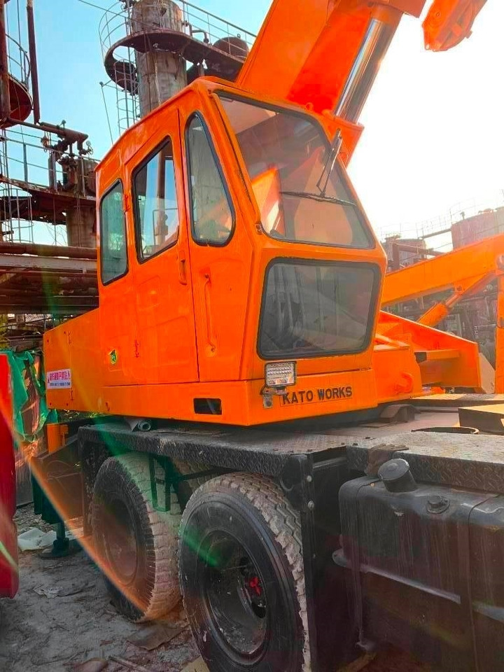 Kato NK 250 E - Allterrengkran: bilde 1 Kato NK 250 E - Allterrengkran: bilde 1