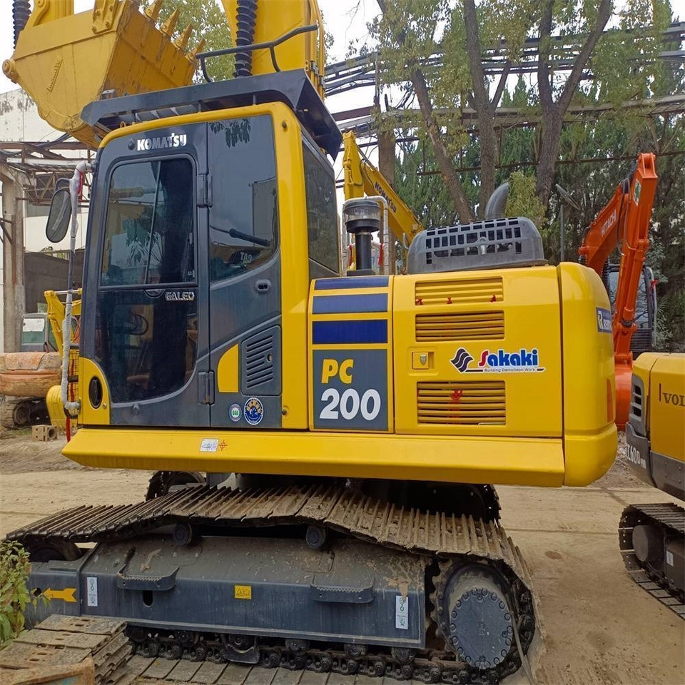 Komatsu PC 200 - Beltegraver: bilde 3 Komatsu PC 200 - Beltegraver: bilde 3