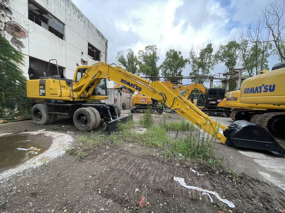 Komatsu PW160 - Hjulgraver: bilde 1 Komatsu PW160 - Hjulgraver: bilde 1