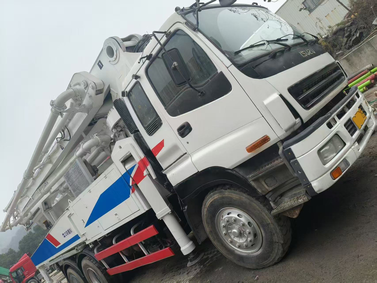ZOOMLION ZLJ5335THB - Betongpumpe: bilde 2 ZOOMLION ZLJ5335THB - Betongpumpe: bilde 2