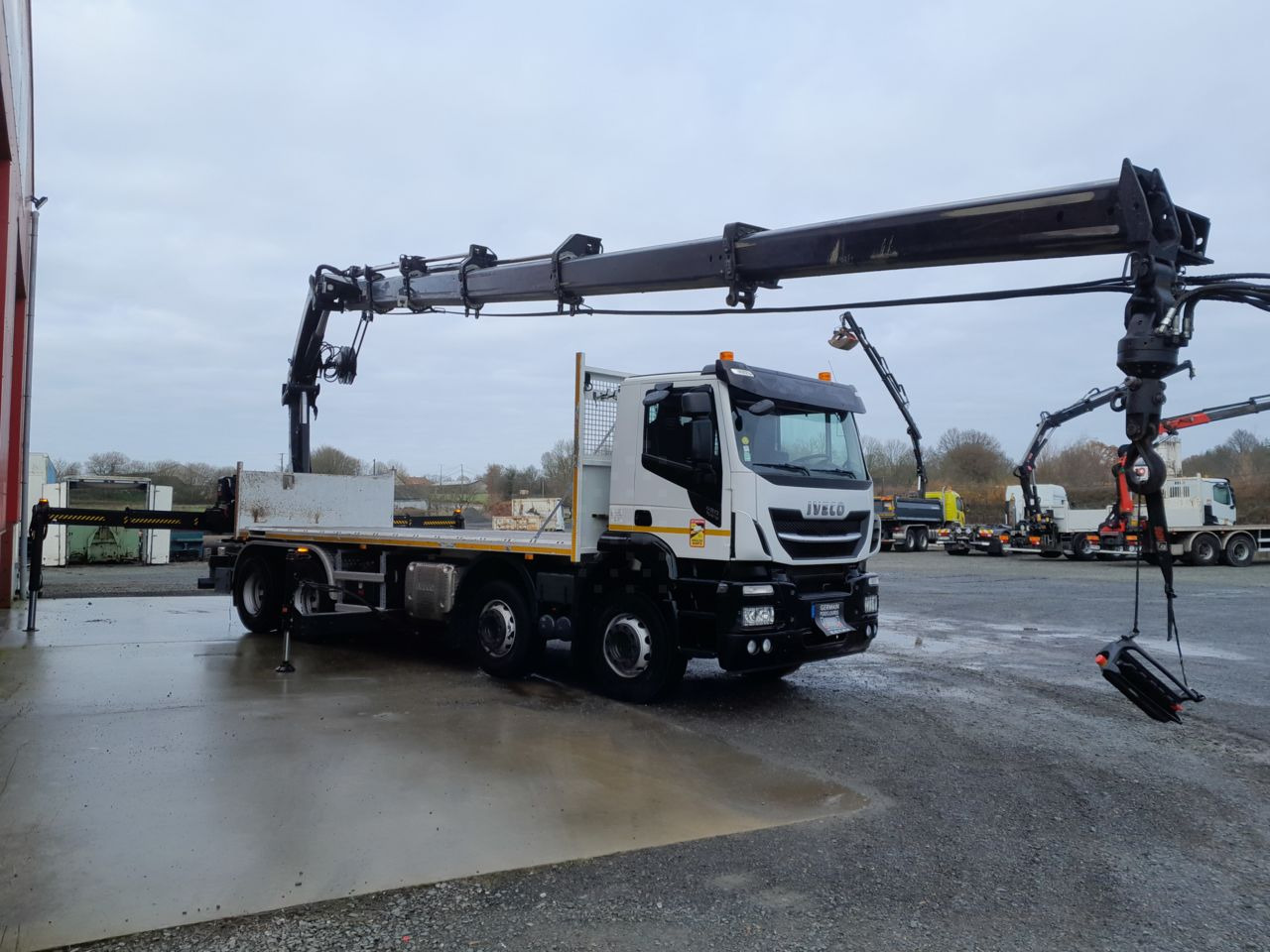 Iveco 8x4 8x4 Standard platform Truck - Planbil, Kranbil: bilde 2 Iveco 8x4 8x4 Standard platform Truck - Planbil, Kranbil: bilde 2
