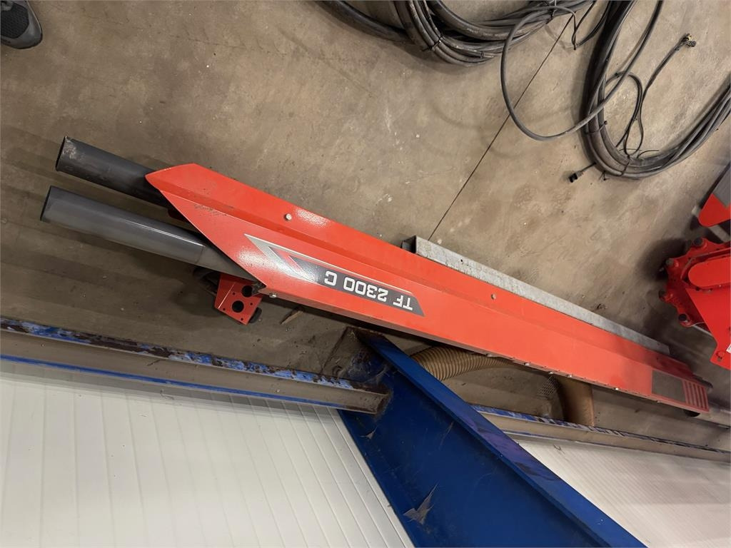 Kuhn TF 2300 C ISOBUS - Tank: bilde 4 Kuhn TF 2300 C ISOBUS - Tank: bilde 4