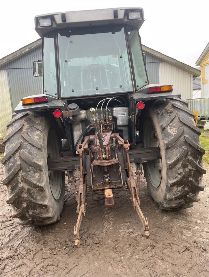 Massey Ferguson 3080 - Traktor: bilde 2 Massey Ferguson 3080 - Traktor: bilde 2
