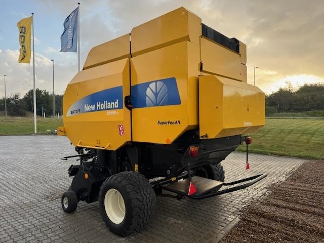 New Holland BR7070 - Rundballepresse: bilde 5 New Holland BR7070 - Rundballepresse: bilde 5