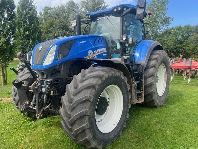 New Holland T7.315 AC - Traktor: bilde 1 New Holland T7.315 AC - Traktor: bilde 1