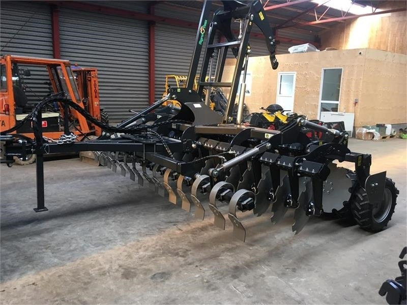 Agro - TOM 4 m. bugseret med slæbeplanke  - Skålharv: bilde 2 Agro - TOM 4 m. bugseret med slæbeplanke  - Skålharv: bilde 2