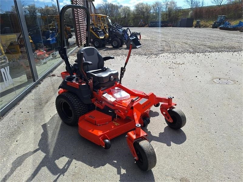 Ariens Zenith 60" (152 cm Klippe bredde) - Kommunale traktor: bilde 3 Ariens Zenith 60" (152 cm Klippe bredde) - Kommunale traktor: bilde 3