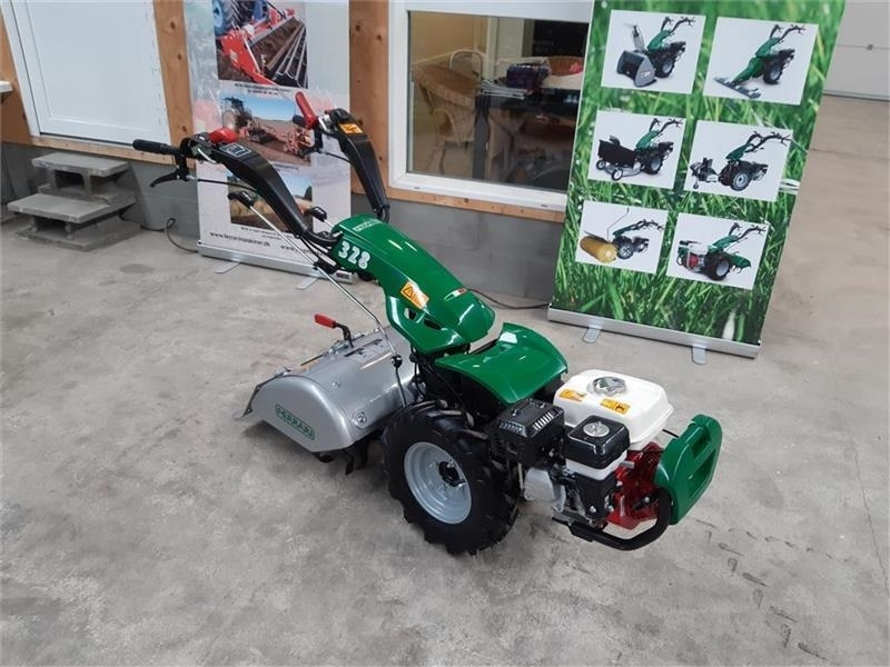 Ferrari 328 - Kommunale traktor: bilde 1 Ferrari 328 - Kommunale traktor: bilde 1