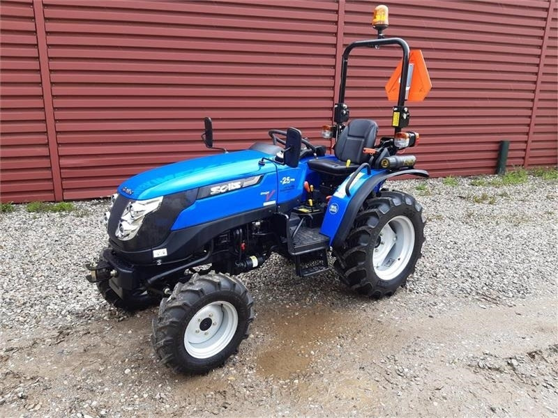 Solis 26 servostyring og brede traktor dæk - Kommunale traktor: bilde 1 Solis 26 servostyring og brede traktor dæk - Kommunale traktor: bilde 1