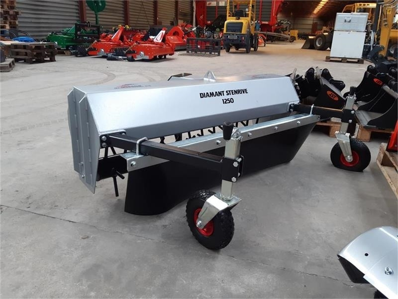 - - - diamant - Utility-/ Spesiell maskin: bilde 1 - - - diamant - Utility-/ Spesiell maskin: bilde 1