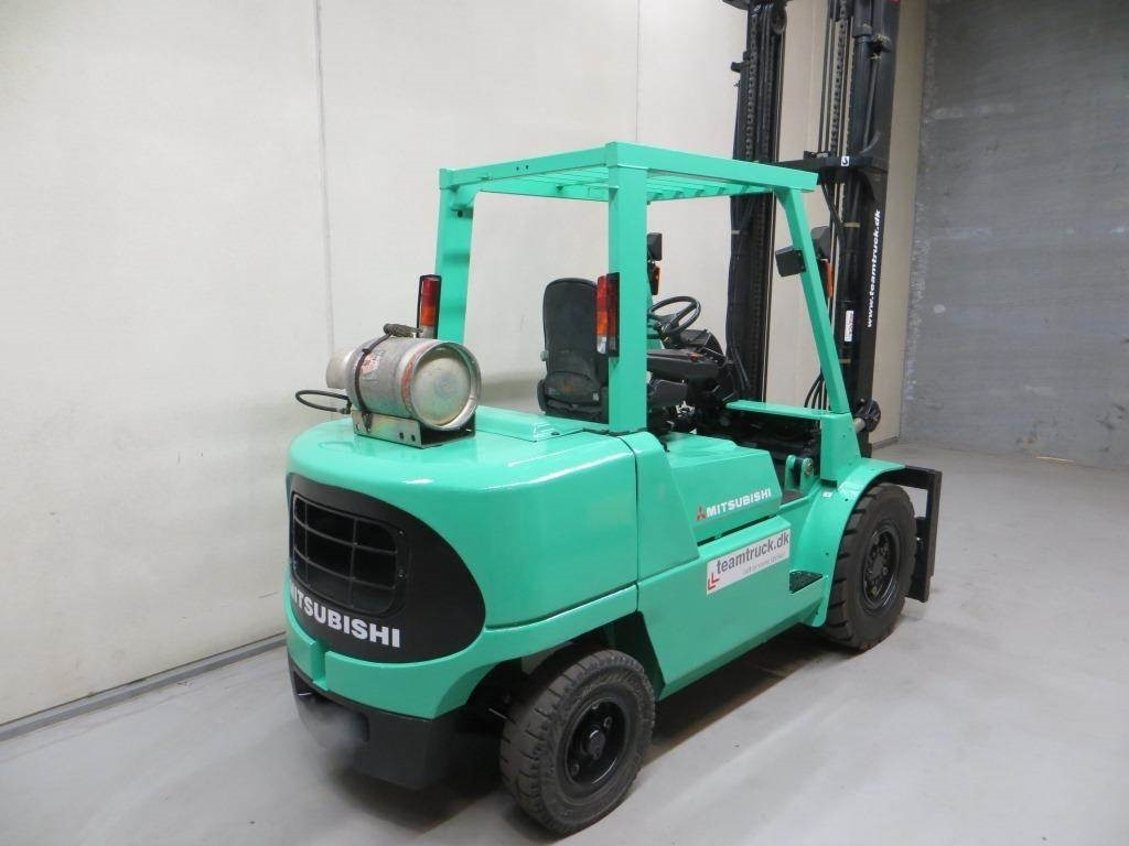 Mitsubishi FG45K2 - Gasstruck: bilde 4 Mitsubishi FG45K2 - Gasstruck: bilde 4