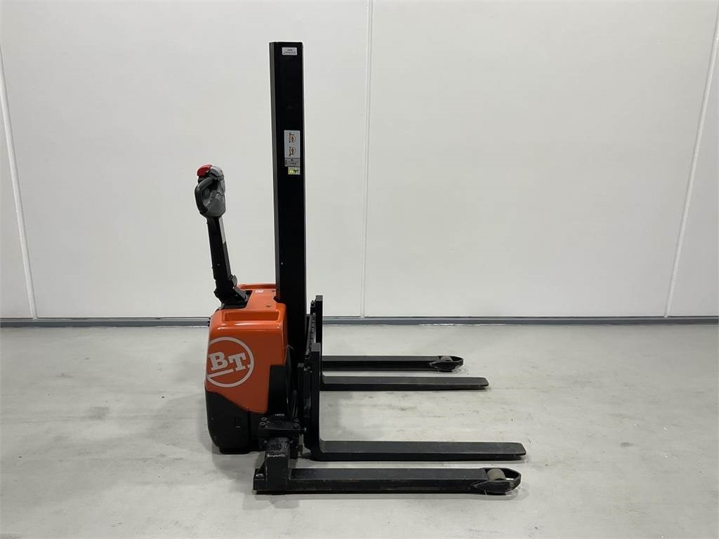 Toyota HWE100 - Stabler: bilde 1 Toyota HWE100 - Stabler: bilde 1