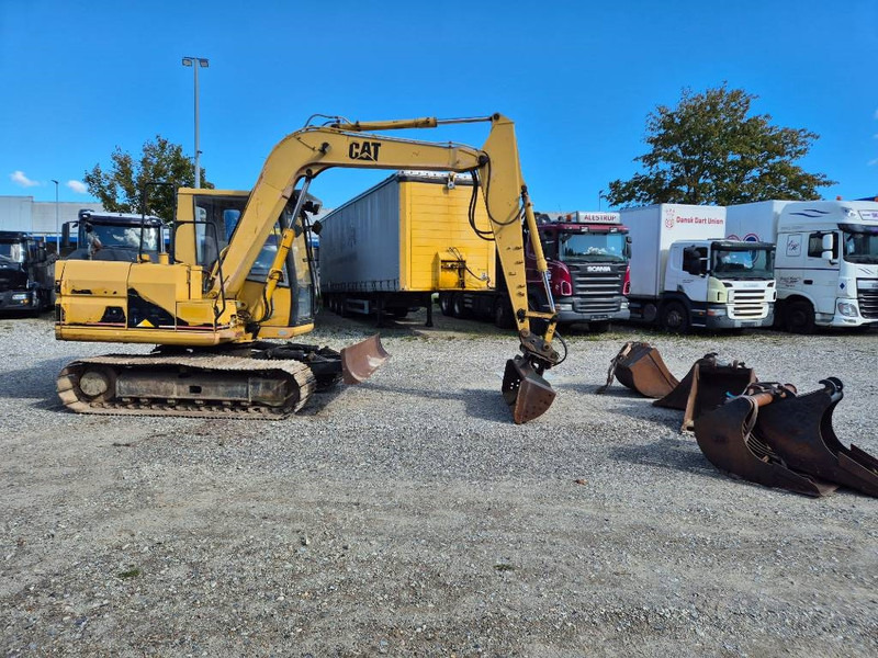 Cat 307 with extra buckets - Minigraver: bilde 4 Cat 307 with extra buckets - Minigraver: bilde 4