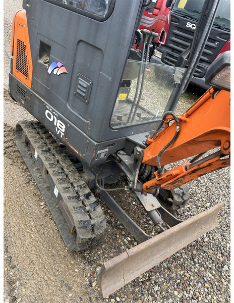 Doosan Slo 18 - 1.8T with bucket packed (Low Hours) - Minigraver: bilde 4 Doosan Slo 18 - 1.8T with bucket packed (Low Hours) - Minigraver: bilde 4