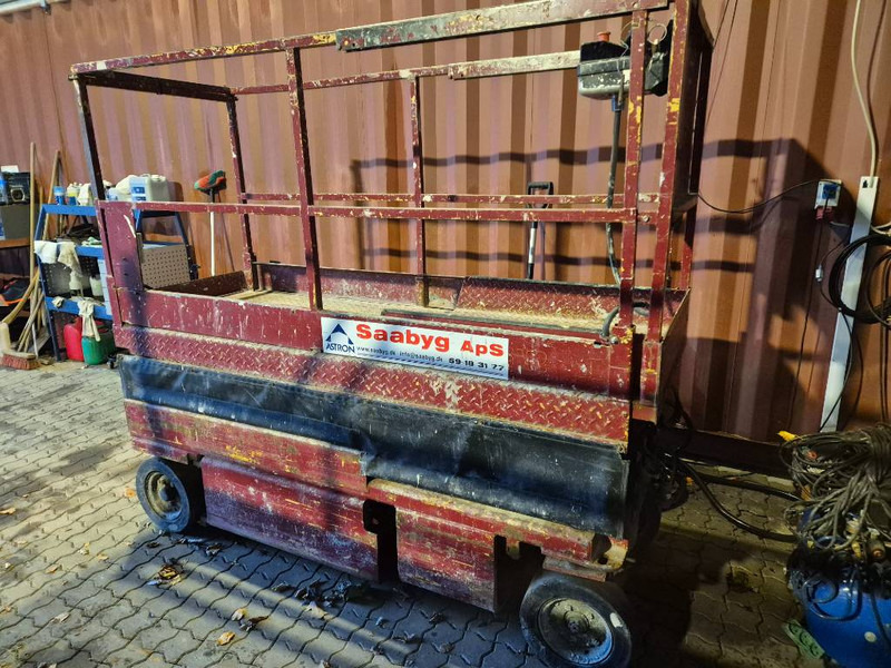 Grove 6-10 meter 2 persons lift - Sakselift: bilde 1 Grove 6-10 meter 2 persons lift - Sakselift: bilde 1