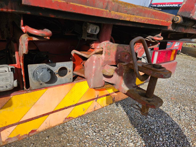 Transporter lastebil Iveco Eurotech 6x2 // Machinetransport // HMF 1483 K3: bilde 14