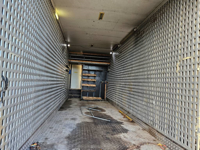 Montracon Racing// machinetrailer // Living area - Semitrailer: bilde 5 Montracon Racing// machinetrailer // Living area - Semitrailer: bilde 5