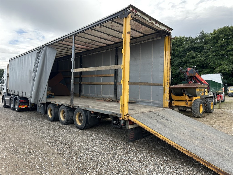 Schmitz Cargobull Machine transport trailer with bag ramp - Semitrailer: bilde 3 Schmitz Cargobull Machine transport trailer with bag ramp - Semitrailer: bilde 3