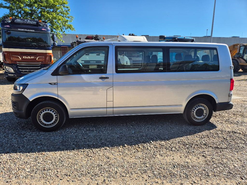 Volkswagen Transporter 2,0 TDi 102 Kombi lang 4d 9 prs - Personenbil: bilde 2 Volkswagen Transporter 2,0 TDi 102 Kombi lang 4d 9 prs - Personenbil: bilde 2