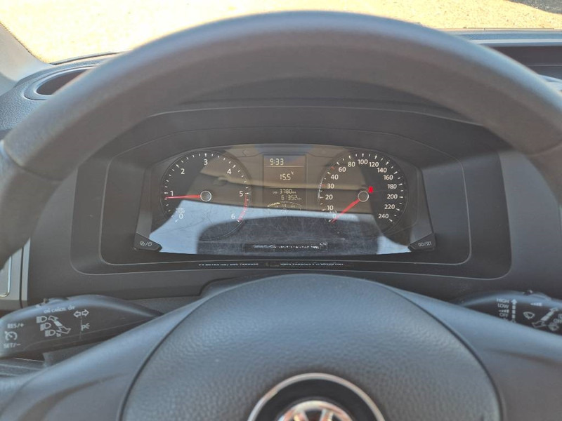Personenbil Volkswagen Transporter 2,0 TDi 102 Kombi lang 4d 9 prs: bilde 11