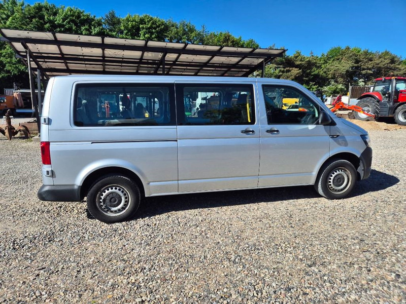 Volkswagen Transporter 2,0 TDi 102 Kombi lang 4d 9 prs - Personenbil: bilde 5 Volkswagen Transporter 2,0 TDi 102 Kombi lang 4d 9 prs - Personenbil: bilde 5