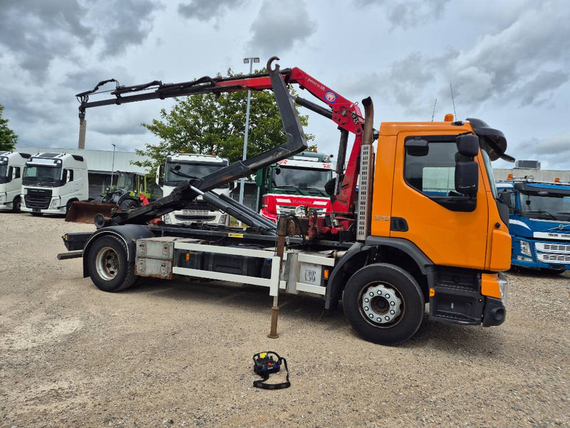 Volvo FE 320 /4x2// HMF 875 K3 // Kroghejs - Kranbil: bilde 1 Volvo FE 320 /4x2// HMF 875 K3 // Kroghejs - Kranbil: bilde 1