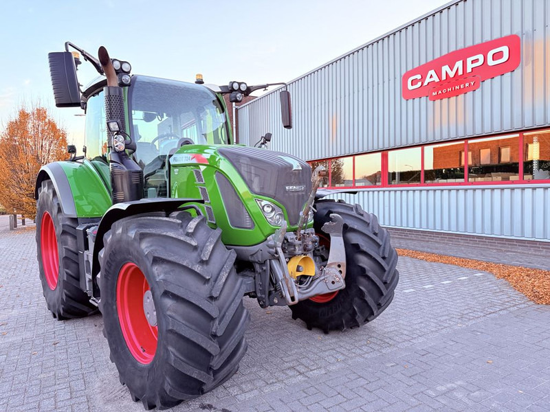 Fendt 724 S4 Profi Plus - Traktor: bilde 4 Fendt 724 S4 Profi Plus - Traktor: bilde 4
