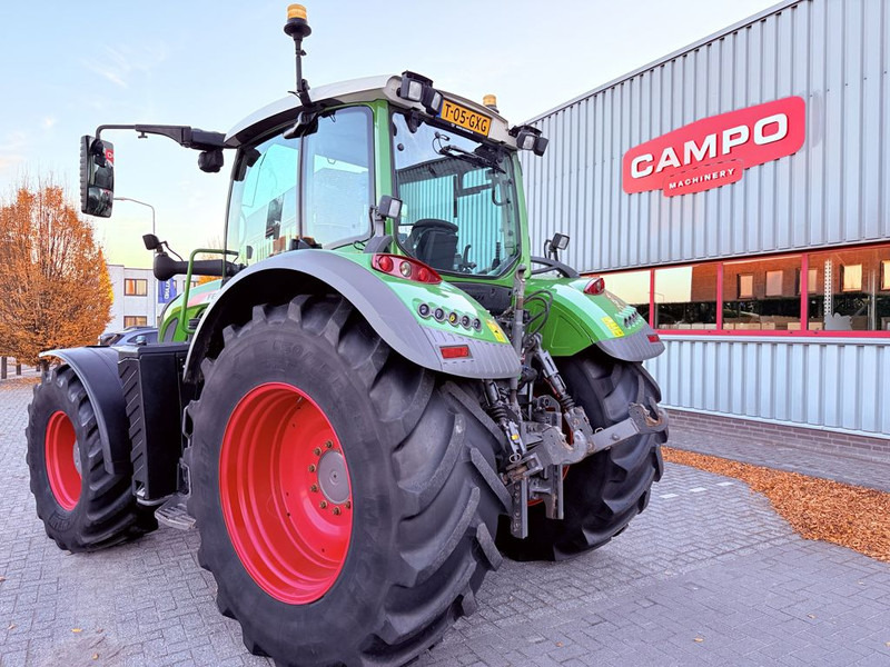 Fendt 724 S4 Profi Plus - Traktor: bilde 2 Fendt 724 S4 Profi Plus - Traktor: bilde 2