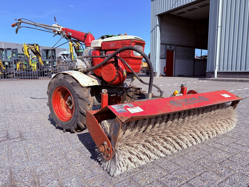 Honda F800 Veegmachine - Feiebil: bilde 5 Honda F800 Veegmachine - Feiebil: bilde 5