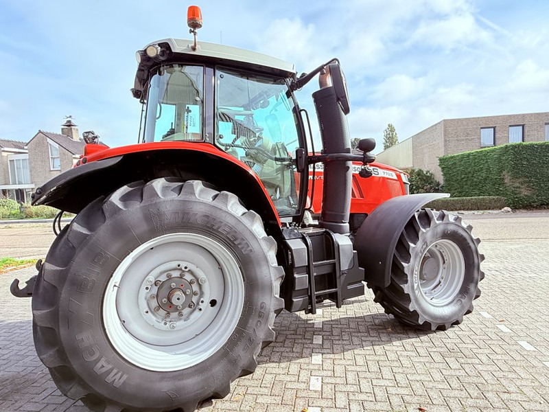 Massey Ferguson 7726S Dyna VT - Traktor: bilde 4 Massey Ferguson 7726S Dyna VT - Traktor: bilde 4
