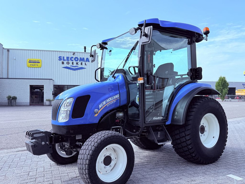 New Holland Boomer 45D Easy Drive - Traktor: bilde 1 New Holland Boomer 45D Easy Drive - Traktor: bilde 1