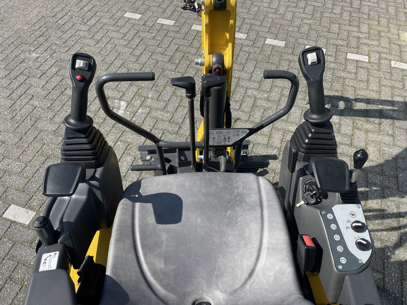 New Holland E12D Minigraver - Minigraver: bilde 5 New Holland E12D Minigraver - Minigraver: bilde 5