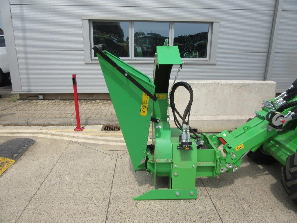 AVANT WOOD CHIPPER CH100 - Minilaster: bilde 2 AVANT WOOD CHIPPER CH100 - Minilaster: bilde 2