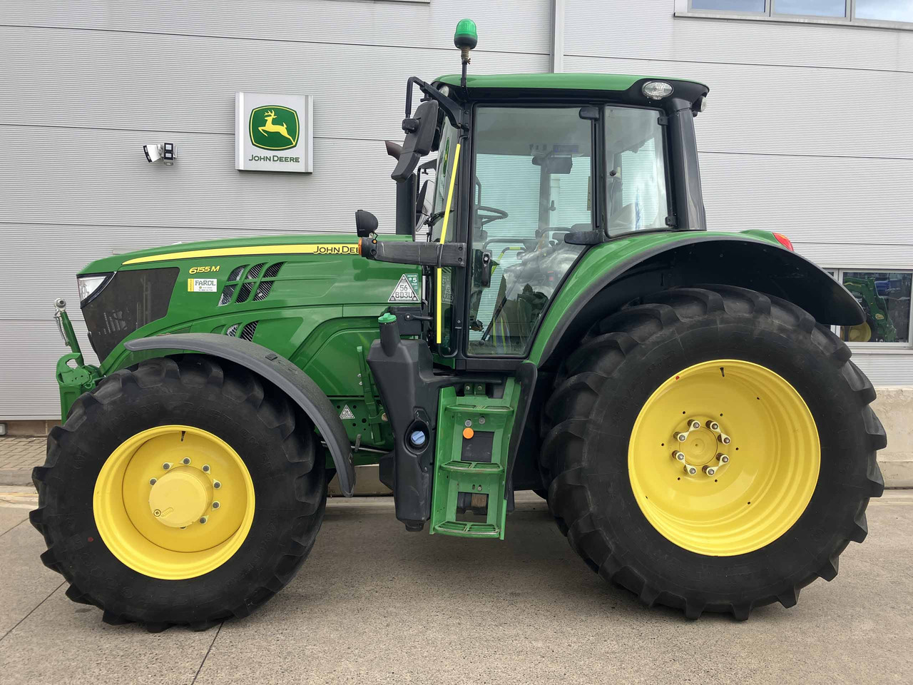 John Deere 6155M - Traktor: bilde 2 John Deere 6155M - Traktor: bilde 2