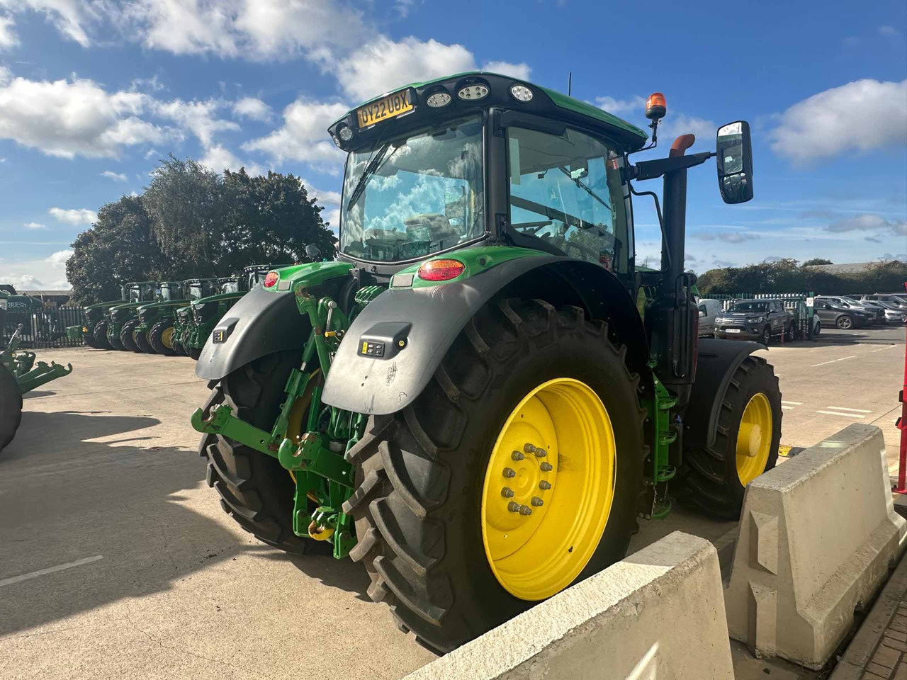 John Deere 6215R - Traktor: bilde 4 John Deere 6215R - Traktor: bilde 4