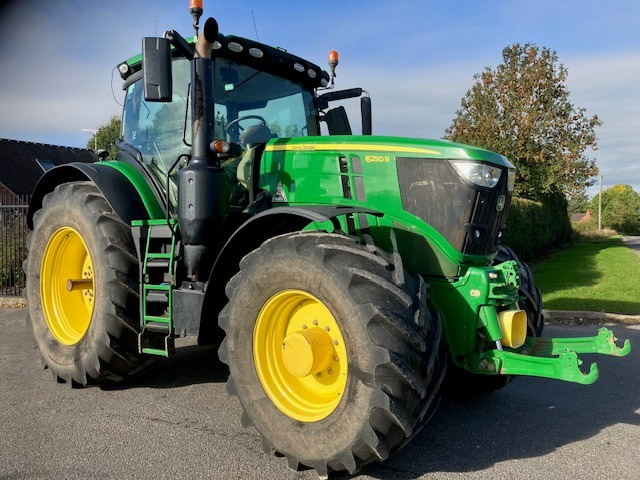 John Deere 6250R - Traktor: bilde 1 John Deere 6250R - Traktor: bilde 1