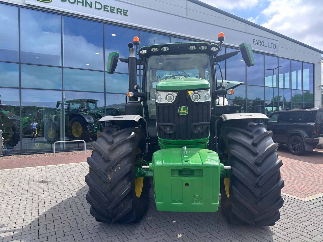 John Deere 6R 215 - Traktor: bilde 3 John Deere 6R 215 - Traktor: bilde 3