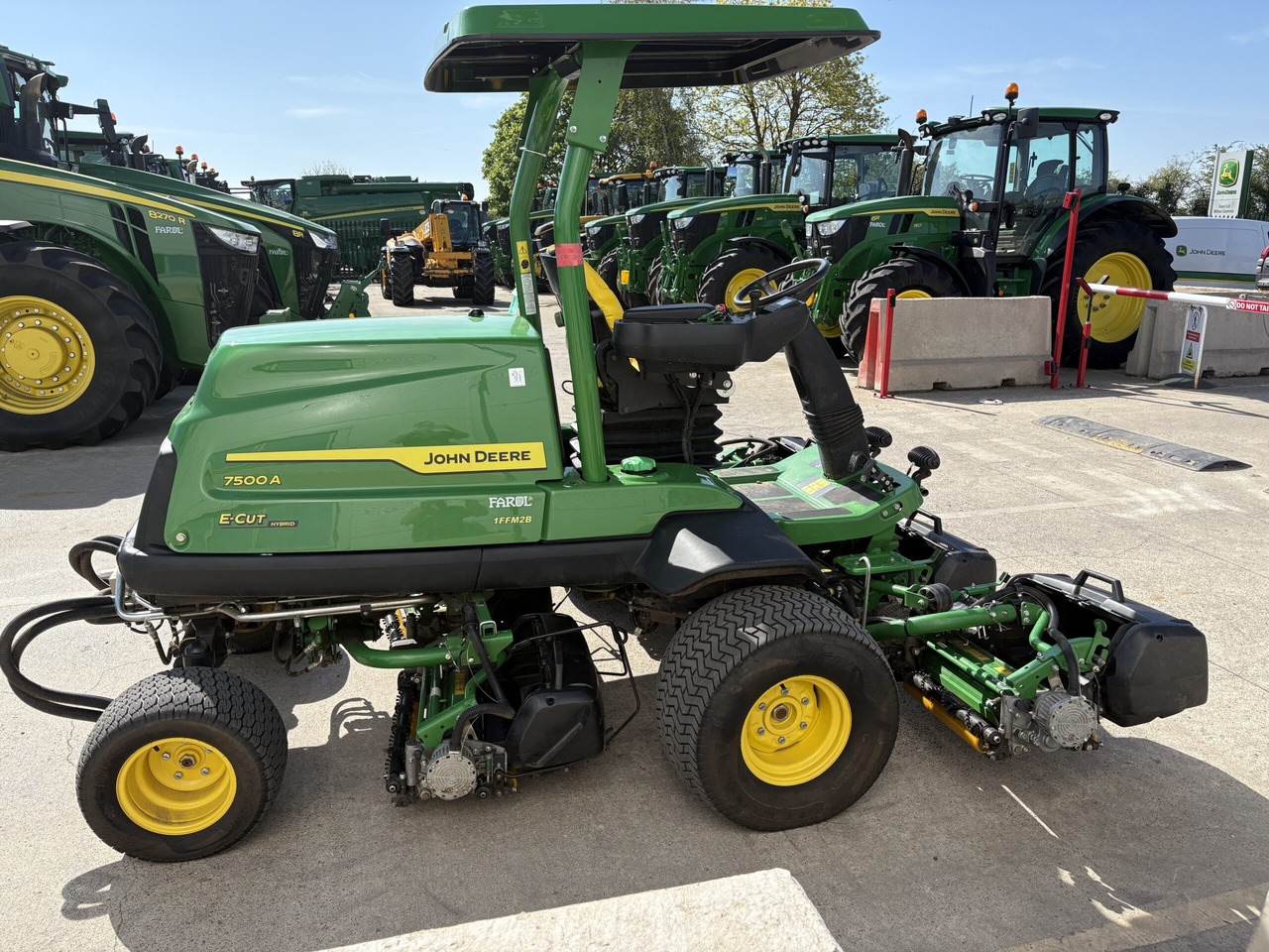 John Deere 7500A E-Cut - Gressklipper: bilde 3 John Deere 7500A E-Cut - Gressklipper: bilde 3