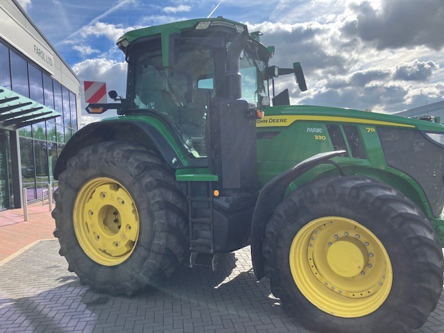 John Deere 7R 330 - Traktor: bilde 3 John Deere 7R 330 - Traktor: bilde 3