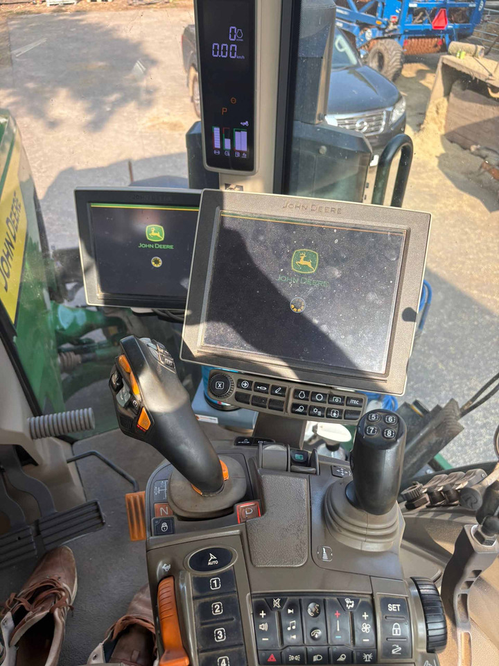 John Deere 8R 370 - Traktor: bilde 3 John Deere 8R 370 - Traktor: bilde 3