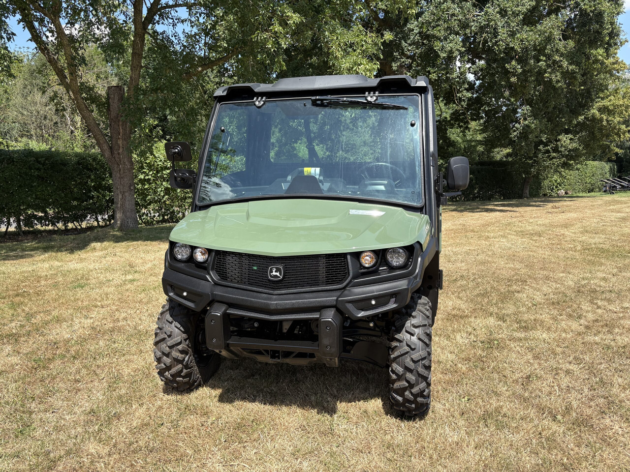 John Deere XUV875M Gator - ATV/ Quad: bilde 2 John Deere XUV875M Gator - ATV/ Quad: bilde 2