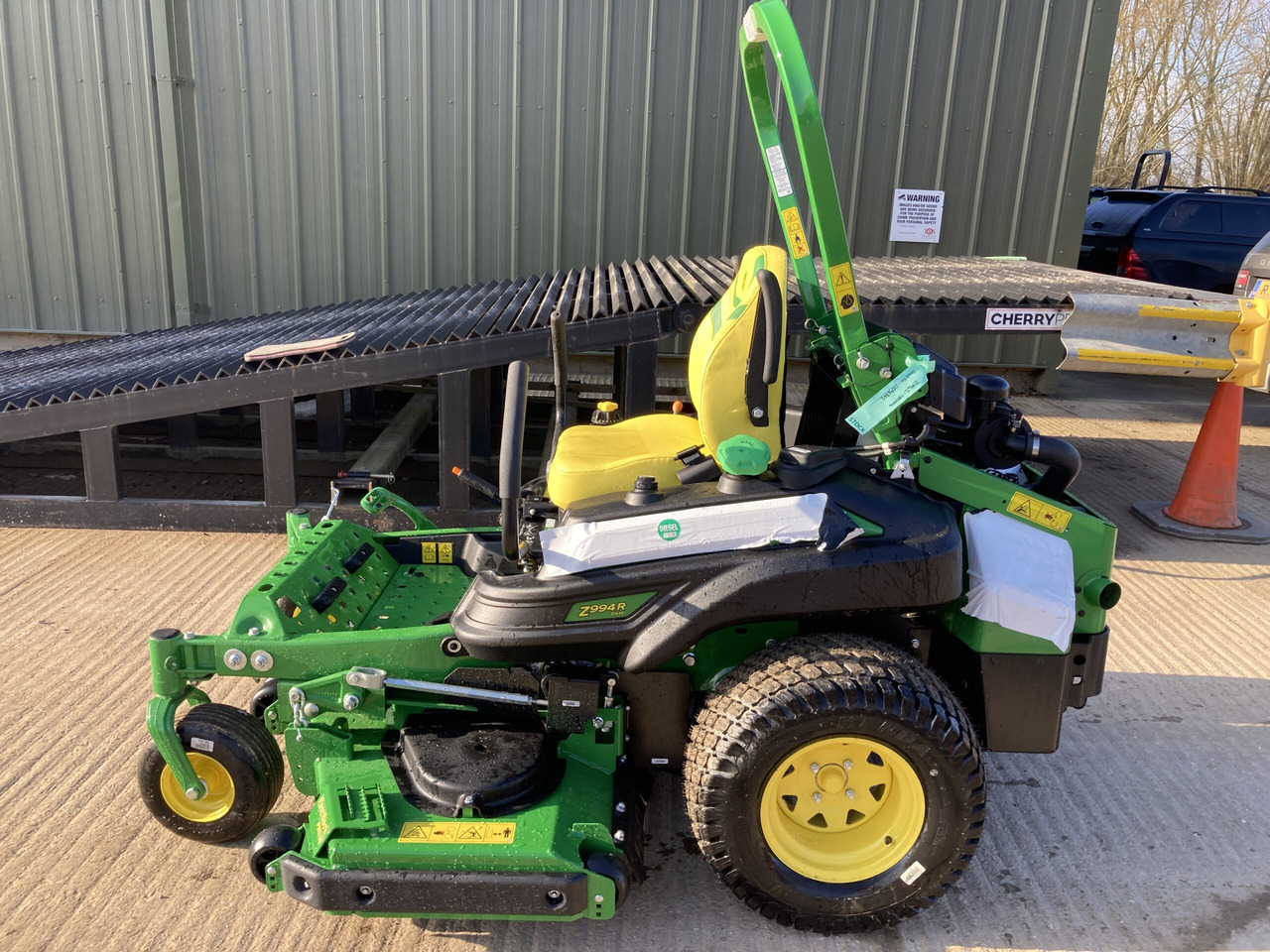 John Deere Z994R zero turn mower - Gressklipper: bilde 3 John Deere Z994R zero turn mower - Gressklipper: bilde 3