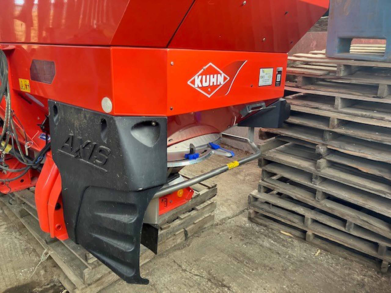 Kuhn Axis 30.2D - Gjødselspreder: bilde 3 Kuhn Axis 30.2D - Gjødselspreder: bilde 3